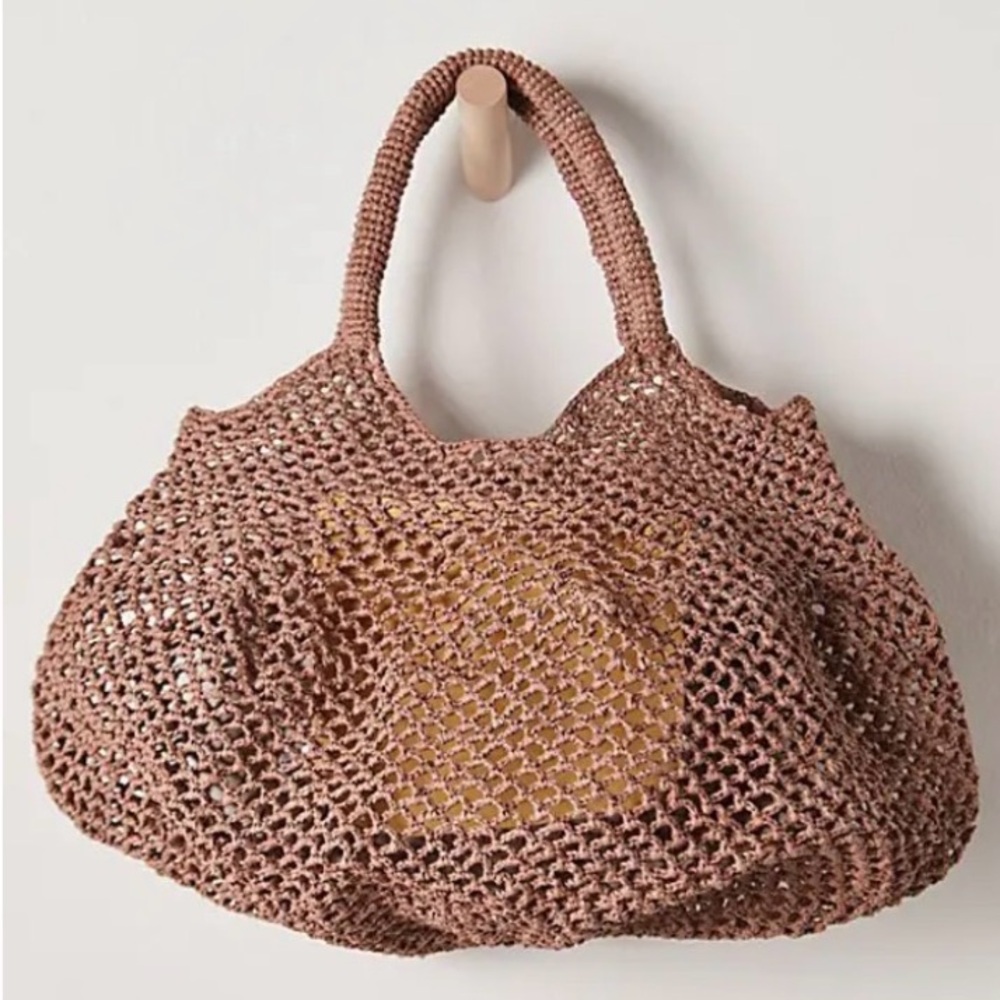 Sans Arcidet 
Mamabe Tote
NWT
FREE PEOPLE x San- Arcidet Paris
COLOR- Natural